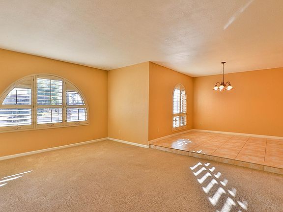 4th image of 5302 E Hillery Dr
