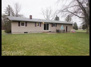1624 Sycamore St, Otsego, MI 49078