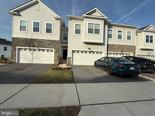 16 Lochiel Ln, Exton, PA 19341