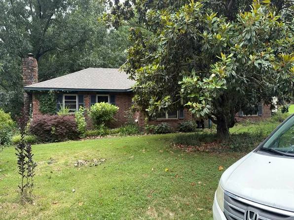 15833 Royal Oaks Dr, Lowell, AR 72745