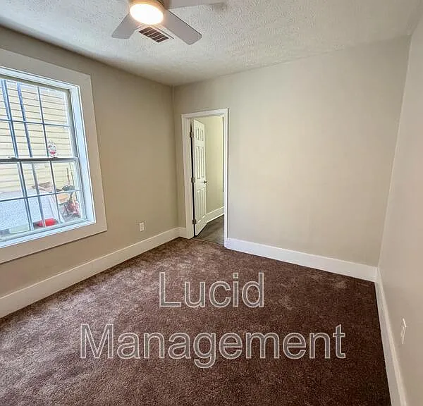 1808 Culbertson Ave — Photo 6
