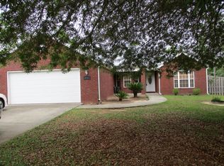 4053 Covington Pl, Chipley, FL 32428