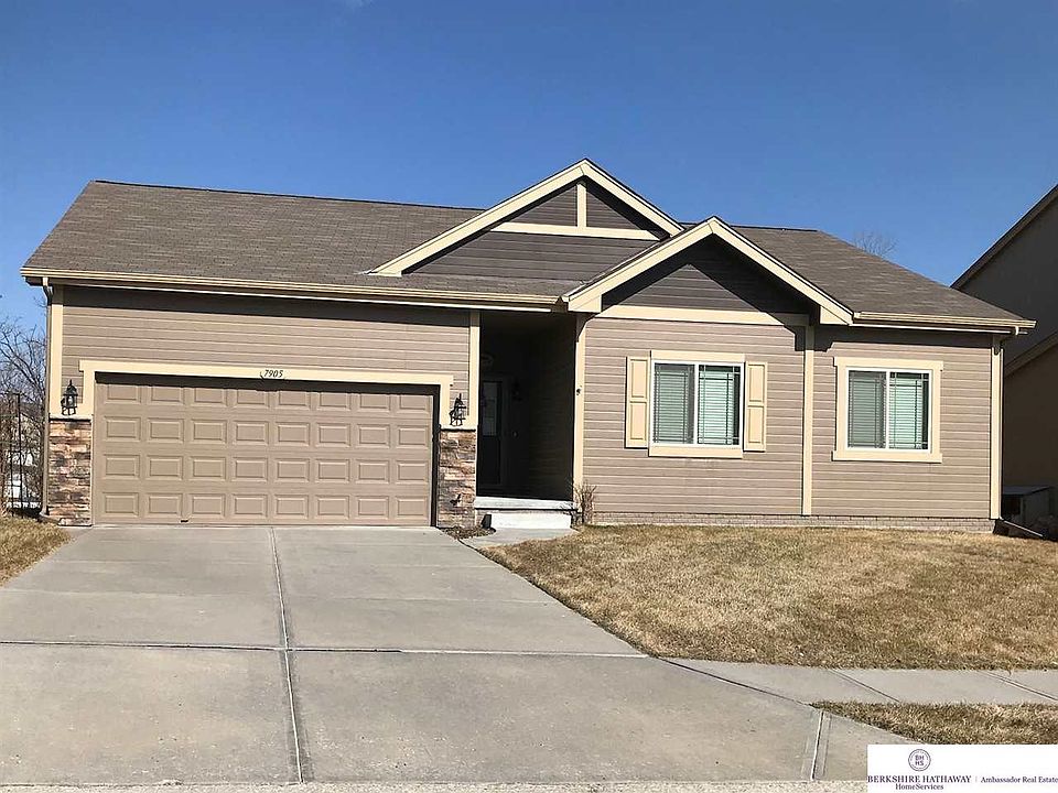 1st image of 7905 S 190th Ave