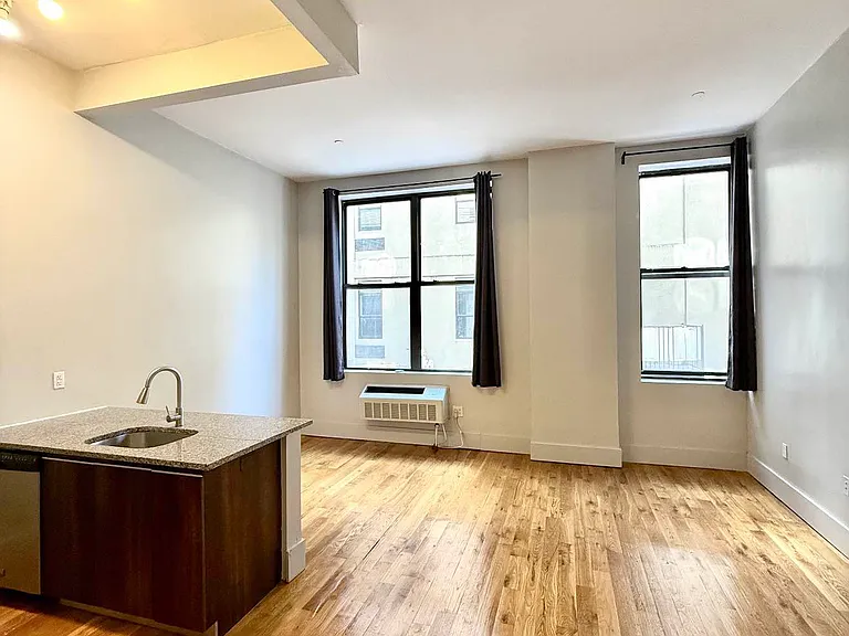 41 Kosciuszko St #332 — Photo 6