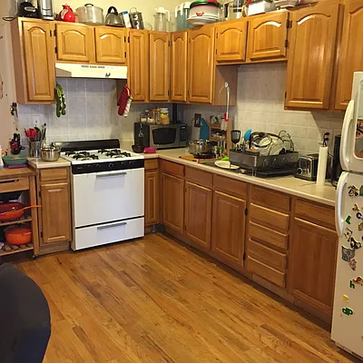 Rented by Bezell Group | media 3