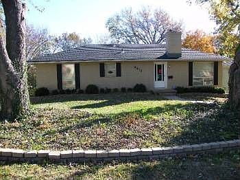 1st image of 9915 Flora Ave