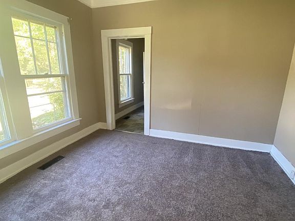 4th image of 408 Pate Ave