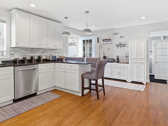 5th image of 3811 Mendon Rd