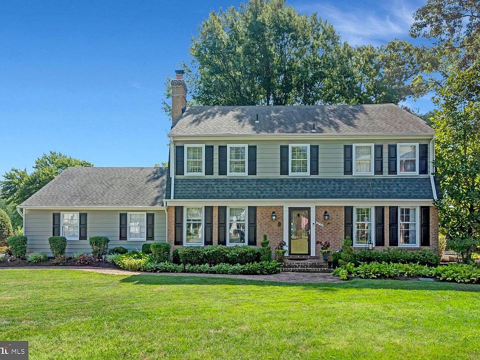 1st image of 3723 Riverwood Rd