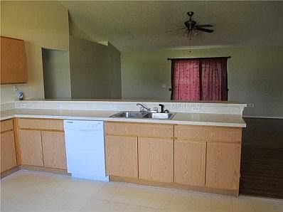4th image of 1450 Voltaire St