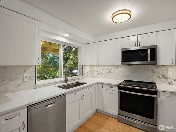 2nd image of 4231 NE 5th Street #B203