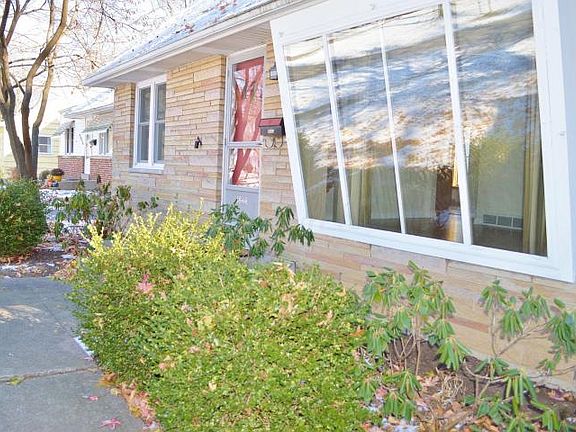 2nd image of 4844 Elks Dr