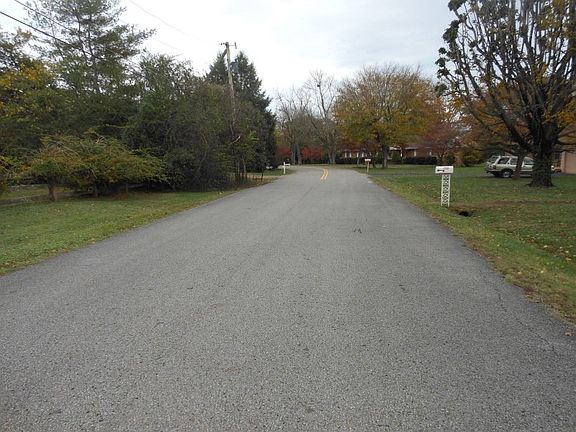 5th image of 1632 Mary Dupre Dr