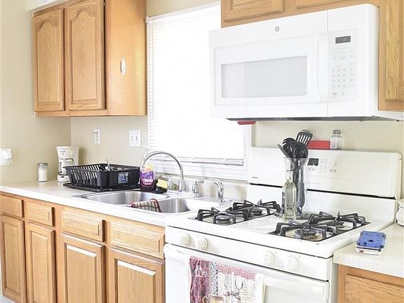 5th image of 2521 Griswold St