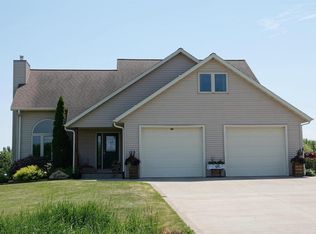 305 E Adams St, Colby, WI 54421