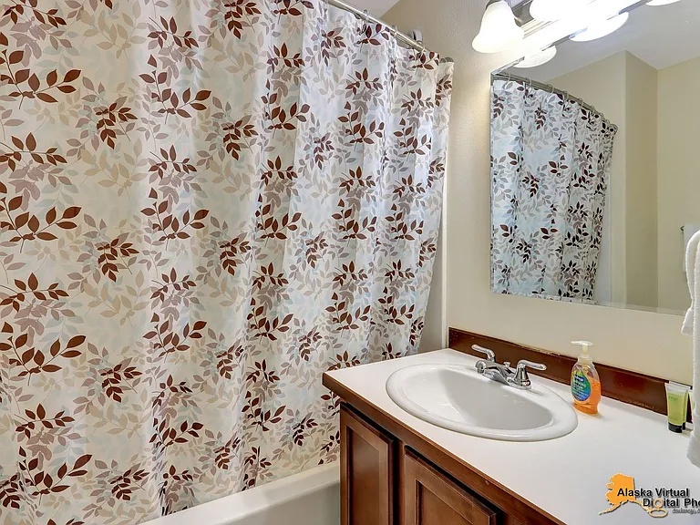 221-243 W 13th Ave — Photo 51