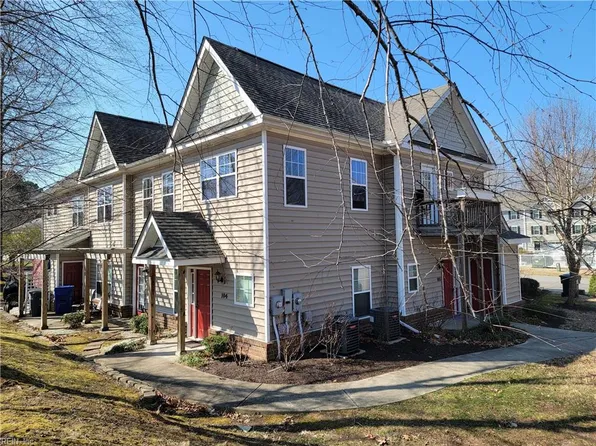 105 Lakeview Cv, Smithfield, VA 23430