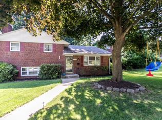 12217 Hunters Ln, Rockville, MD 20852