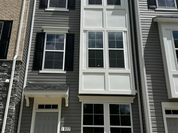 1017 Village Club Aly, Montgomery Village, MD 20886