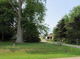 W2245 Hall Rd, Columbus, WI 53925