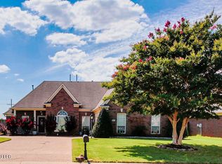 8441 Cross Over Rd, Southaven, MS 38672