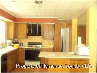 4th image of 6485 Cedar Ln