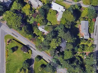 10195 SW Walker Rd, Beaverton, OR 97005