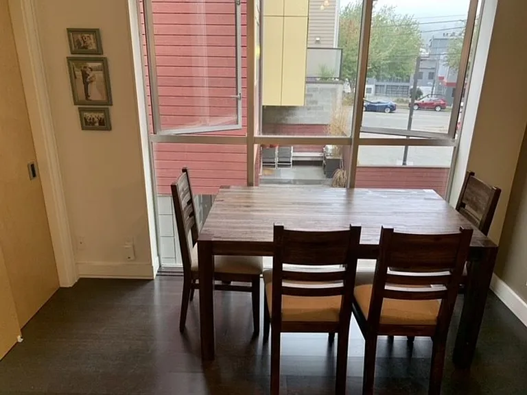 3615 Phinney Ave N #C — Photo 5