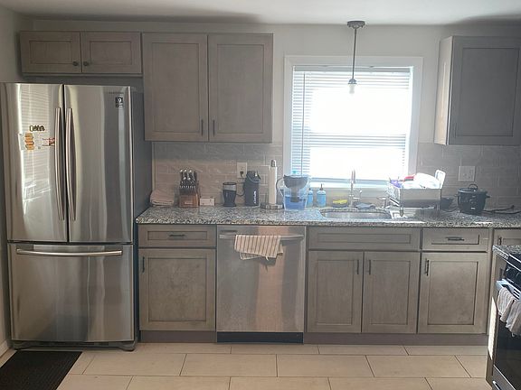 Kitchen picture #2