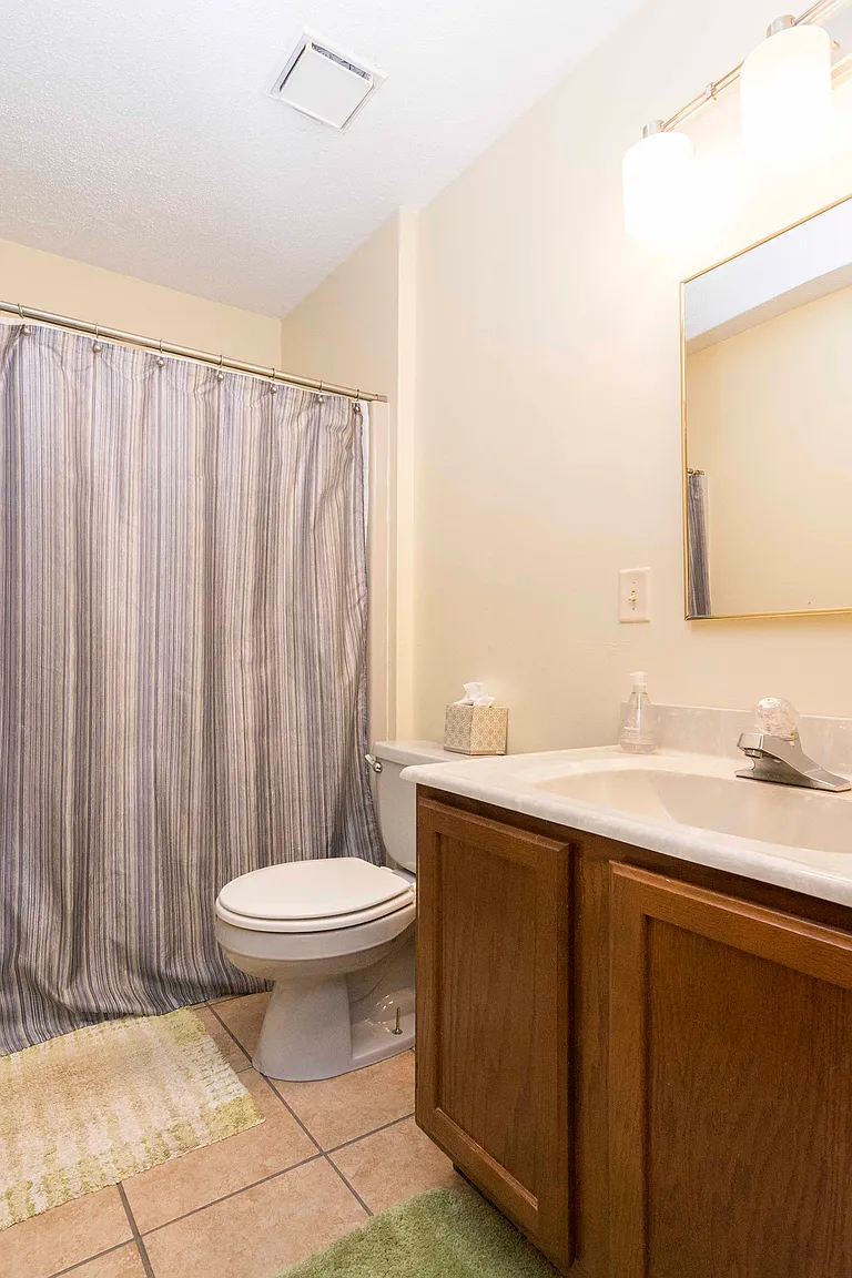 505 Crestwood Dr photo 1