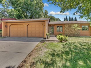 1936 Linda Ln, Saint Cloud, MN 56301