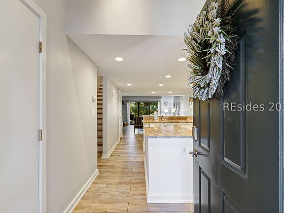3rd image of 113 Shipyard Dr APT 162