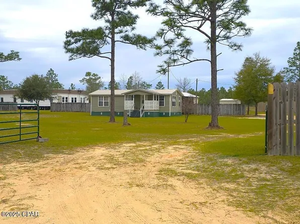 1364 NW Barksdale Ln, Fountain, FL 32438