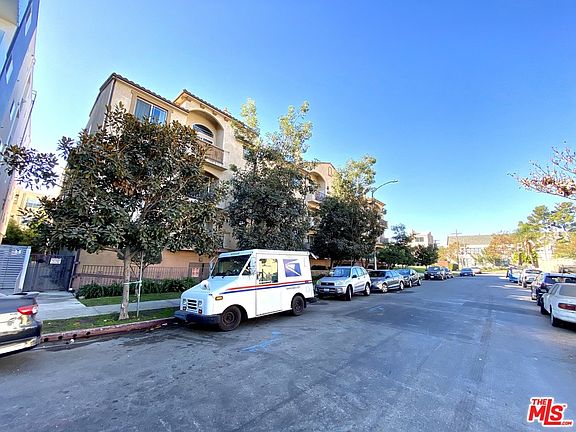 4th image of 5132 Maplewood Ave APT 305