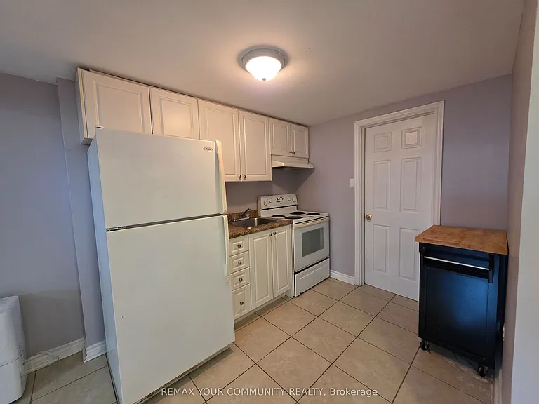 331 Phillip Murray Ave #BASEMENT — Photo 4
