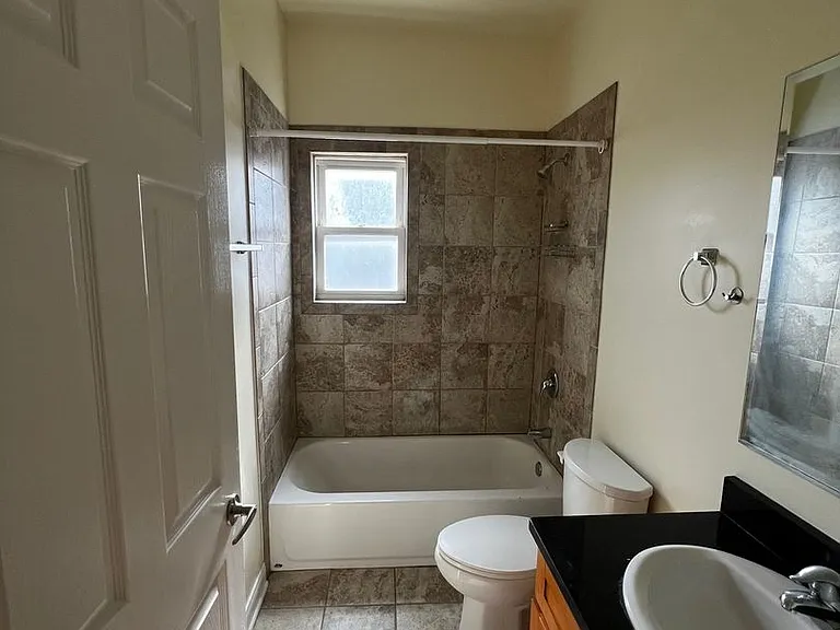 4528 S Hermitage Ave #4 — Photo 15