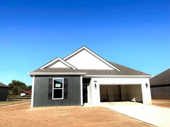 85 Creek Fall Dr, Oakland, TN 38060