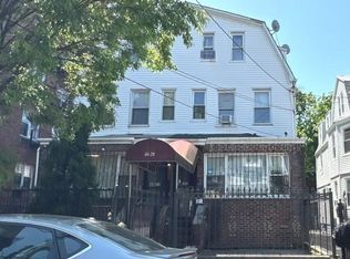 4020 80th St, Elmhurst, NY 11373