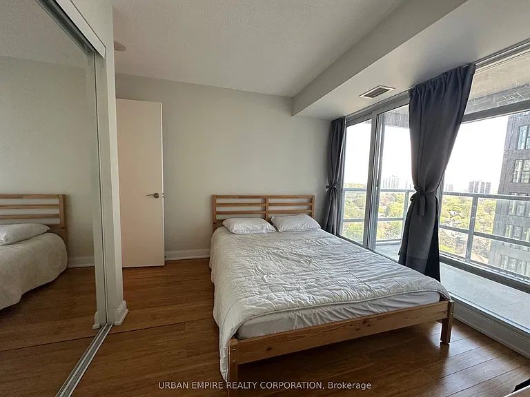 2181 Yonge St #1602 — Photo 15