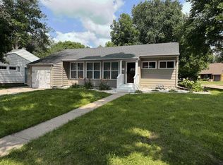 1447 Damon Ct SE, Rochester, MN 55904