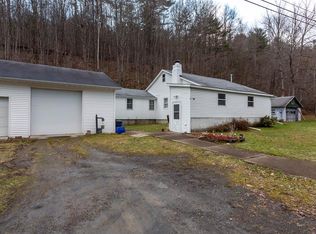 85 Owen Hollow Rd, Big Flats, NY 14814