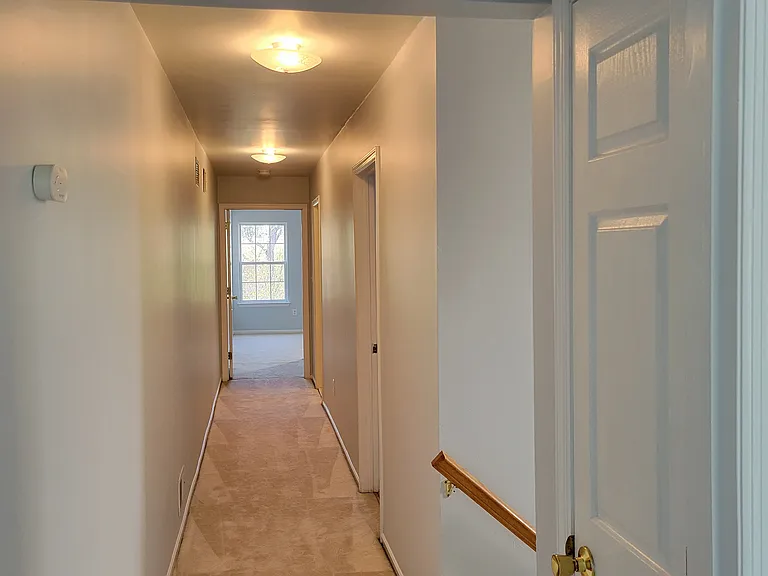 1114 Oakcroft Ln — Photo 10