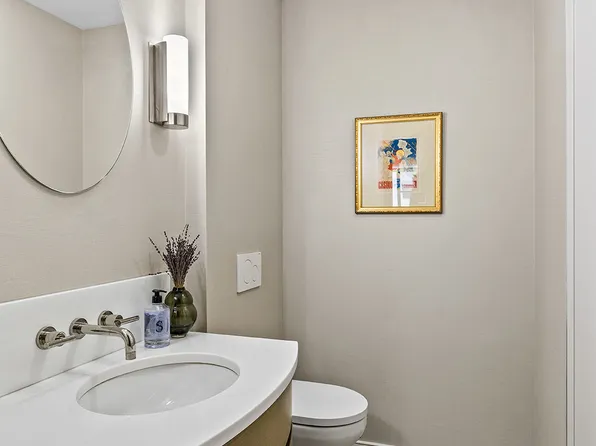 301 East 87th Street 3CD image 9 of 10