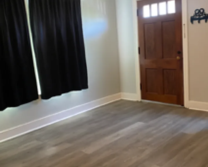 367 Rayon Dr — Photo 3