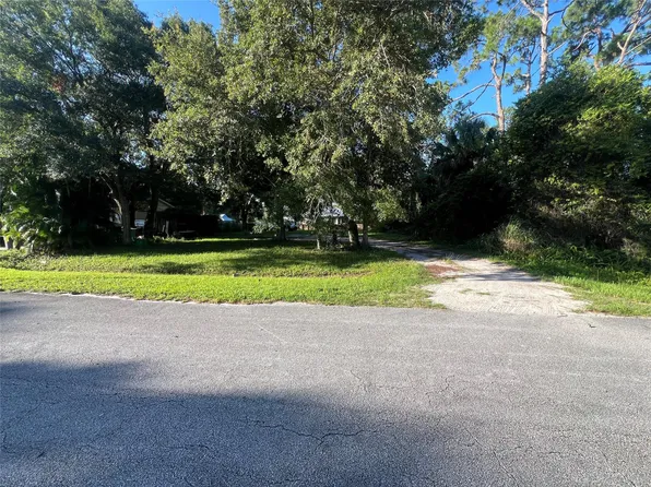 8003 Hibiscus Road, Fort Pierce, FL 34951
