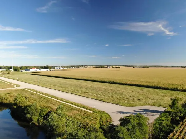 L69 FAIRVIEW Drive #2-4,68-69, Walworth, WI 53184