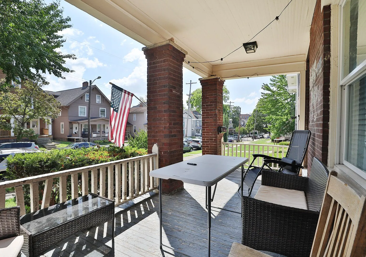 5br,1.5ba, FREE off-street parking, huge front porch, central AC, big backyard, recently remodele... — Photo 4