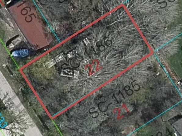 3900 Lloyd St, Green Bay, WI 54311