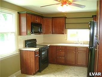 5th image of 2842 Charlotte Ave