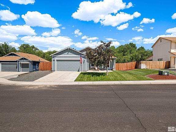 2nd image of 1465 Green River Ln